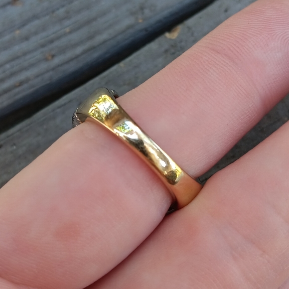 Premier Designs Two Tone Gold Ring size 6 - Picture 2 of 5